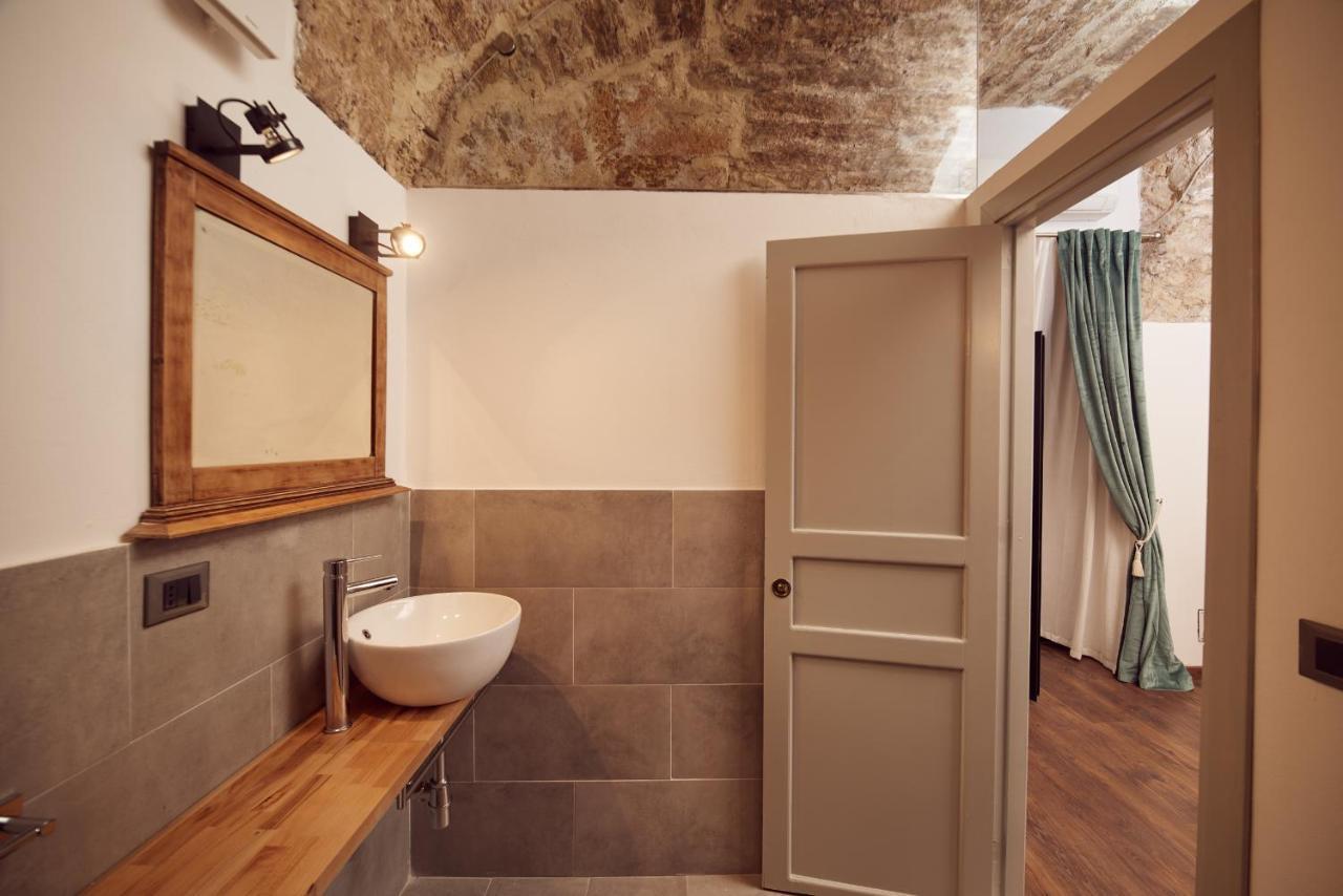 L' Hotellerie Easy Suites 巴勒莫 外观 照片