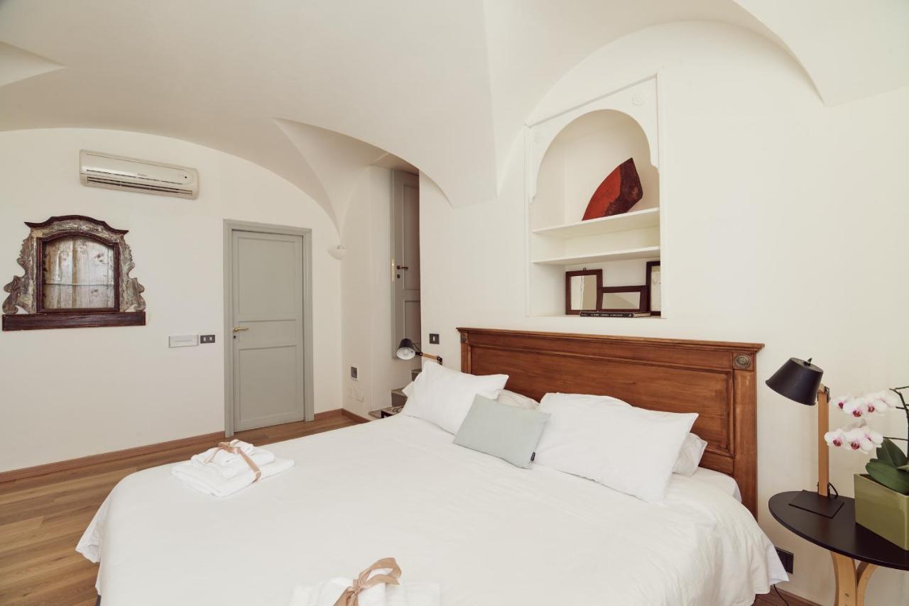 L' Hotellerie Easy Suites 巴勒莫 外观 照片